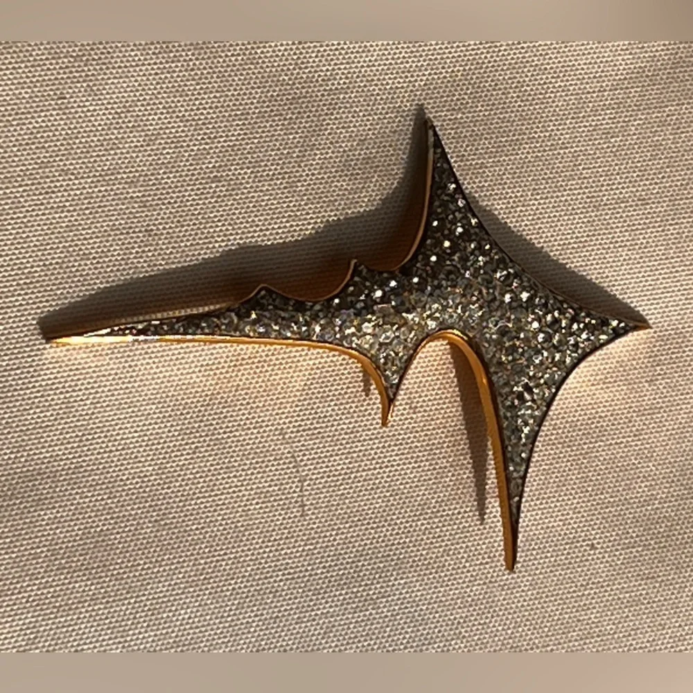 Vintage Jomaz Pavé Rhinestone lightning bolt Supernova Starburst Brooch Pin